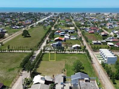 Lote/Terreno à venda, 300m² no Village Dunas 1, Balneário Gaivota