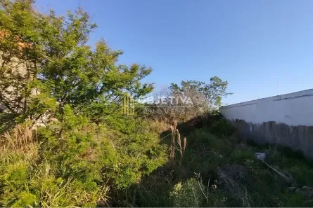 Lote/Terreno à venda, 200m² no Brigadeira, Canoas