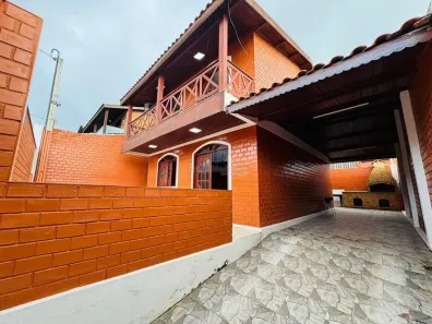 Casa com 4 Quartos à venda, 132m² no Prado, Gravatá