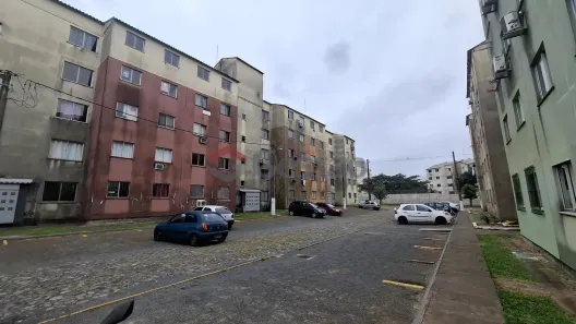 Apartamento com 2 Quartos para alugar, 50m² no Olaria, Canoas