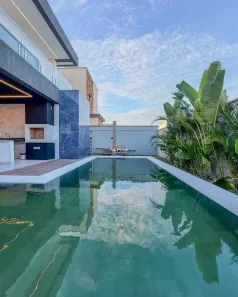 Casa de Condomínio com 4 Quartos à venda, 265m² no Cidade Alpha, Eusébio