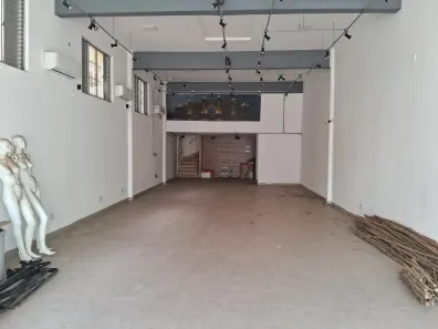 Ponto Comercial à venda, 160m² no Ponta da Praia, Santos