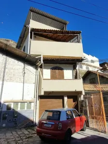 Casa com 2 Quartos para alugar, 60m² no Cascatinha, Petrópolis