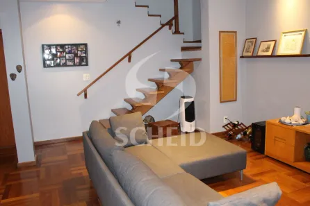 Casa com 3 Quartos à venda, 226m² no Parque Colonial, São Paulo