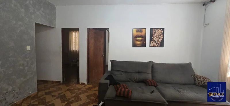 Casa com 2 quartos — Santa Efigênia, Belo Horizonte