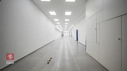 Galpão/Depósito/Armazém para alugar, 300m² no Mirandópolis, São Paulo