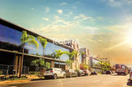 Ponto Comercial para alugar, 61m² no Nossa Senhora Aparecida, Uberlândia