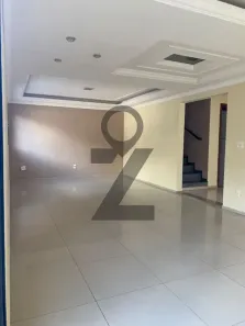 Casa com 4 Quartos para alugar, 300m² no Parque Jardim Europa, Bauru