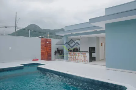 Casa com 3 Quartos à venda, 199m² no Vila Atlântica, Caraguatatuba