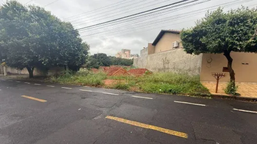 Lote/Terreno à venda, 427m² no Jardim Maracanã, São José do Rio Preto