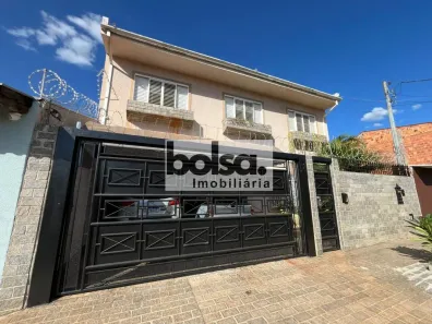Sobrado com 4 Quartos à venda, 230m² no Jardim Cruzeiro do Sul, Bauru