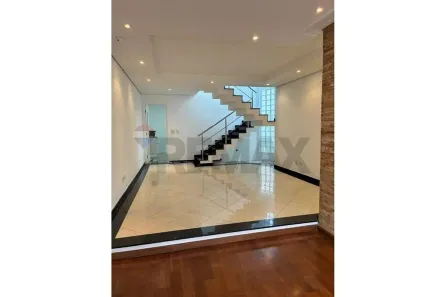 Sobrado com 4 Quartos à venda, 250m² no Vila Brasílio Machado, São Paulo