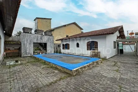 Casa com 3 Quartos à venda, 223m² no Centro, Peruíbe