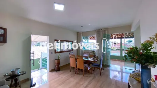 Casa com 3 Quartos à venda, 160m² no Esplanada, Belo Horizonte