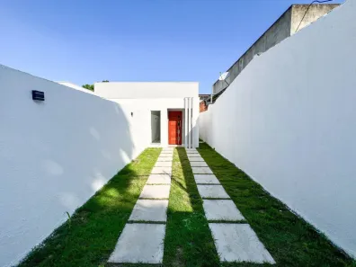 Casa com 2 Quartos à venda, 60m² no Guaratiba, Rio de Janeiro
