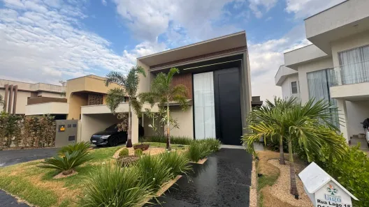 Casa de Condomínio com 4 Quartos à venda, 266m² no Condomínio do Lago 1ª Etapa, Goiânia