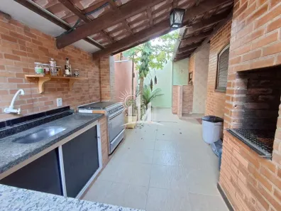 Casa com 4 Quartos para alugar, 141m² no Centro, Balneário Piçarras