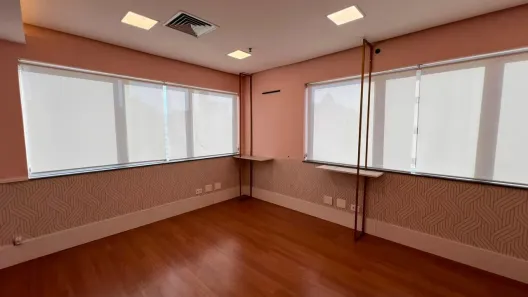 Sala Comercial para alugar, 120m² no Itaim Bibi, São Paulo