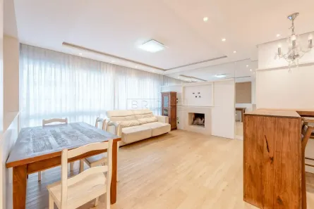 Apartamento com 3 Quartos à venda, 106m² no Passo da Areia, Porto Alegre