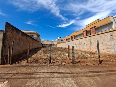 Lote/Terreno à venda, 274m² no Jardim Pioneiros, Londrina