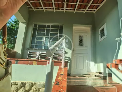 Casa com 2 Quartos à venda, 162m² no Centro, Vinhedo