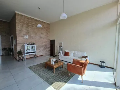 Casa com 4 Quartos à venda, 300m² no Portal dos Pássaros II, Boituva