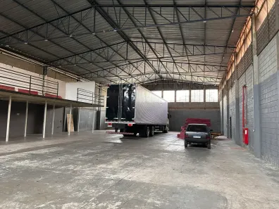 Galpão/Depósito/Armazém à venda, 872m² no Jardim Itapecerica, Itapecerica da Serra