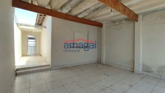 Casa com 2 Quartos à venda, 80m² no Jardim Califórnia, Jacareí