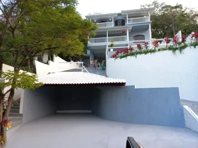 Casa de Condomínio com 5 Quartos à venda, 380m² no Engenho do Mato, Niterói