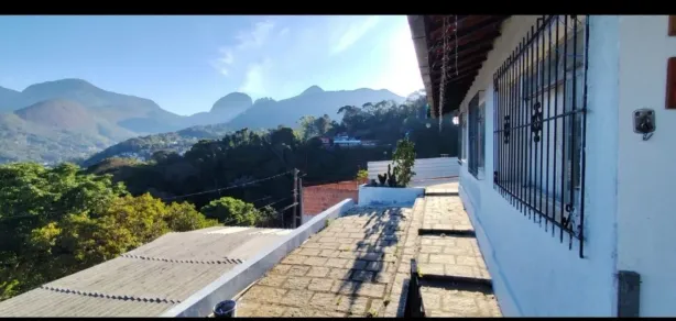 Casa com 3 Quartos à venda, 500m² no Golfe, Teresópolis