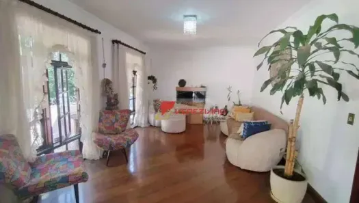 Casa com 4 Quartos à venda, 350m² no Vila Rezende, Piracicaba