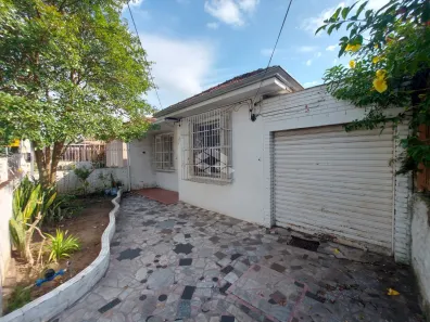 Casa com 5 Quartos à venda, 100m² no Vila São José, Porto Alegre