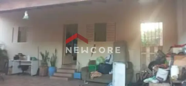 Casa com 3 Quartos à venda, 60m² no Dona Zulmira, Uberlândia