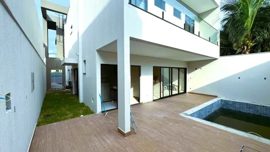 Casa de Condomínio com 4 Quartos à venda, 377m² no Novo Aleixo, Manaus