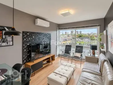 Apartamento com 2 Quartos à venda, 67m² no Passo da Areia, Porto Alegre