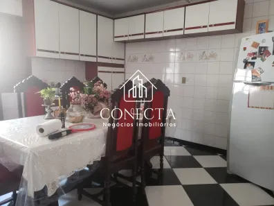 Casa com 4 Quartos à venda, 300m² no Martins, Uberlândia