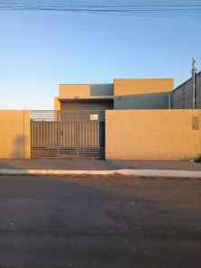 Casa com 2 Quartos à venda, 70m² no Petrópolis, Várzea Grande