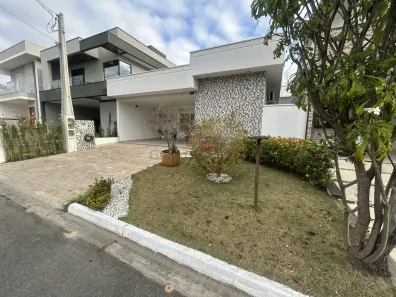 Casa de Condomínio com 3 Quartos à venda, 180m² no Jardim Crystal Park, Jacareí