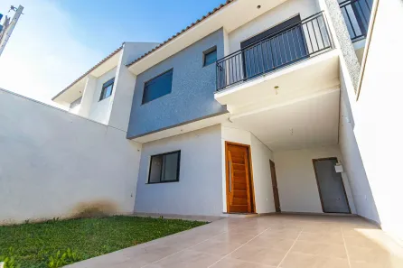 Sobrado com 3 Quartos à venda, 124m² no Uberaba, Curitiba