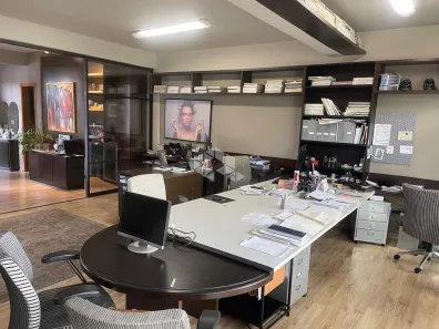 Sala Comercial à venda, 69m² no Menino Deus, Porto Alegre