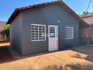 Casa com 2 Quartos à venda, 250m² no Jardim Alvorada, Uberaba