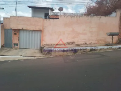 Casa com 3 Quartos à venda, 300m² no Gurupi, Teresina