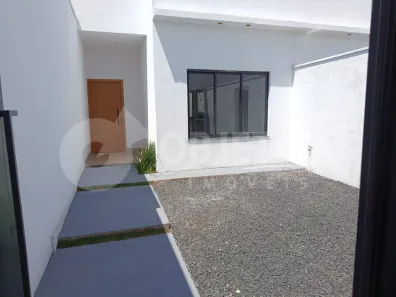 Casa com 2 Quartos à venda, 68m² no Laranjeiras, Uberlândia
