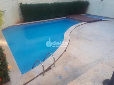 Apartamento com 3 Quartos à venda, 189m² no Tabajaras, Uberlândia