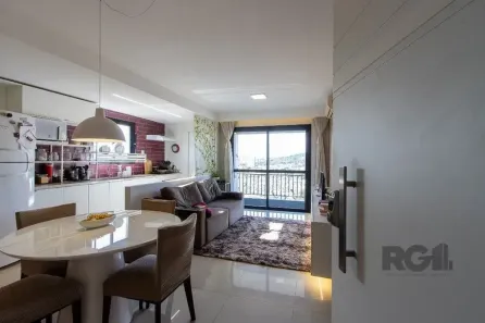Apartamento com 2 Quartos à venda, 70m² no Jardim Carvalho, Porto Alegre