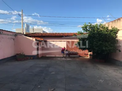 Casa com 1 Quarto à venda, 91m² no Jardim Bandeirantes, São Carlos