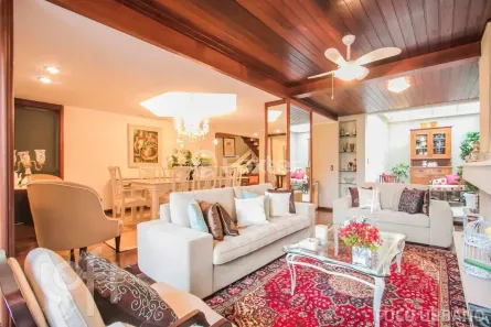 Casa com 4 Quartos à venda, 364m² no Mont Serrat, Porto Alegre