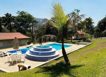 Casa de Condomínio com 4 Quartos à venda, 500m² no Mostardas, Monte Alegre do Sul