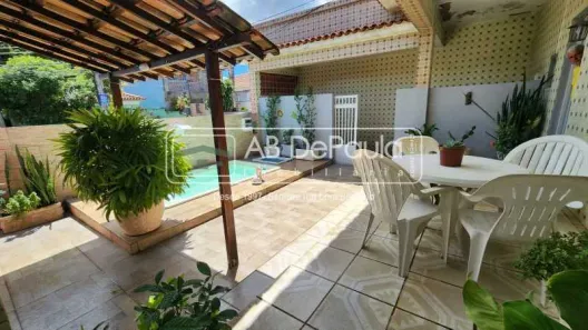 Casa com 3 Quartos à venda, 148m² no Magalhães Bastos, Rio de Janeiro