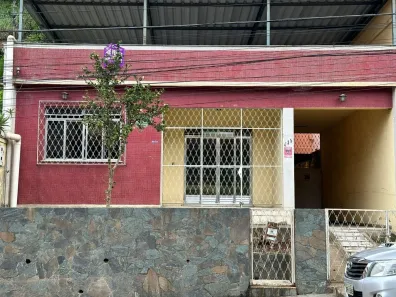 Casa com 3 Quartos à venda, 130m² no São Bernardo, Juiz de Fora
